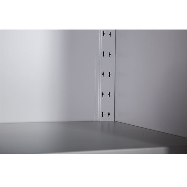 4 Door Metal Locker Detail